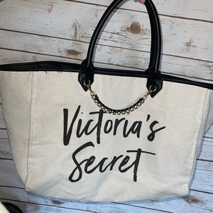 Victoria Secret •cream black travel over night bag